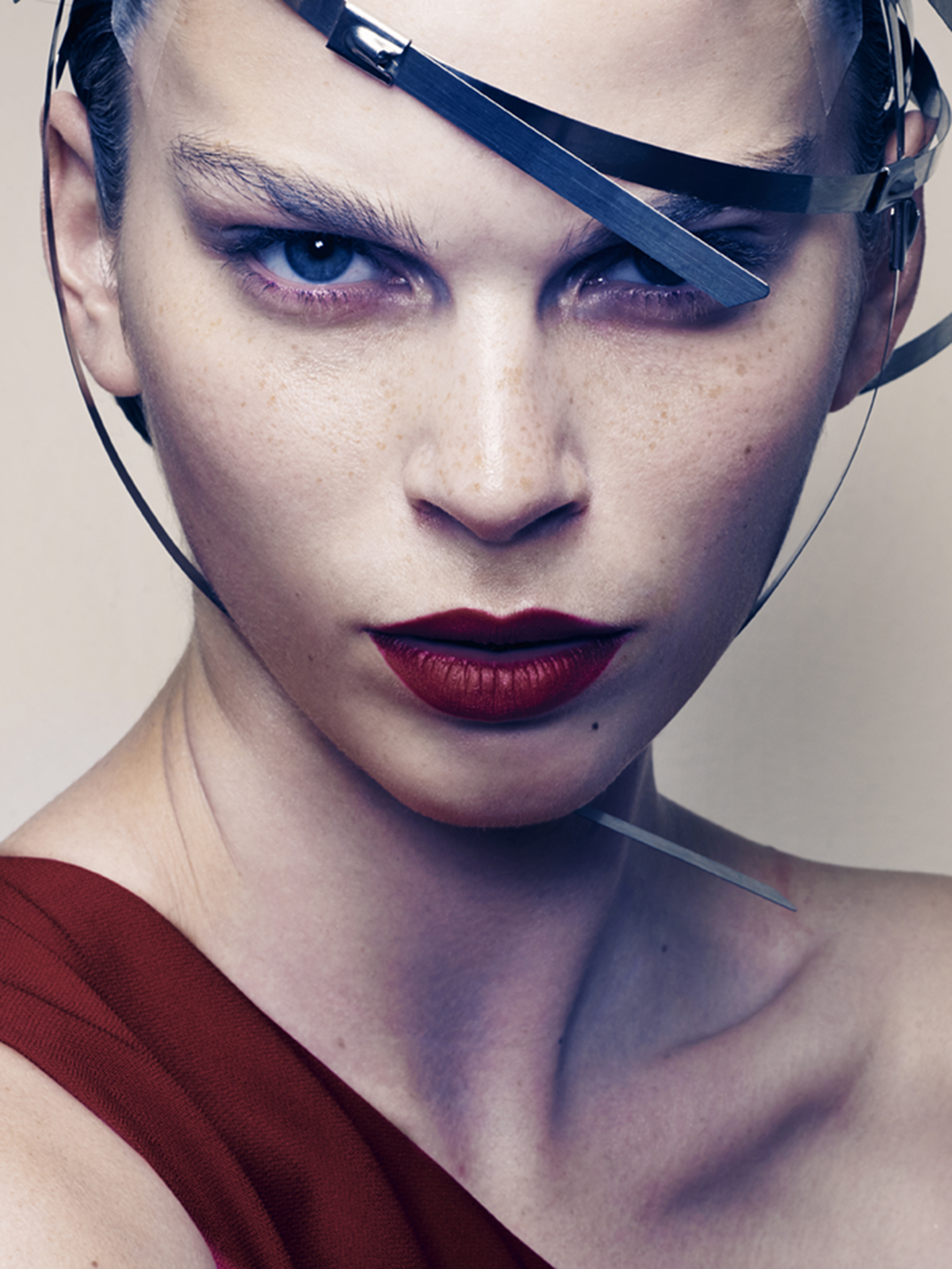 170913_BeautyTest_Breck_07_0085_light_DesatSkin
